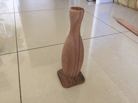 木制保齡球自動數(shù)控車床 木制保齡球自動數(shù)控車床