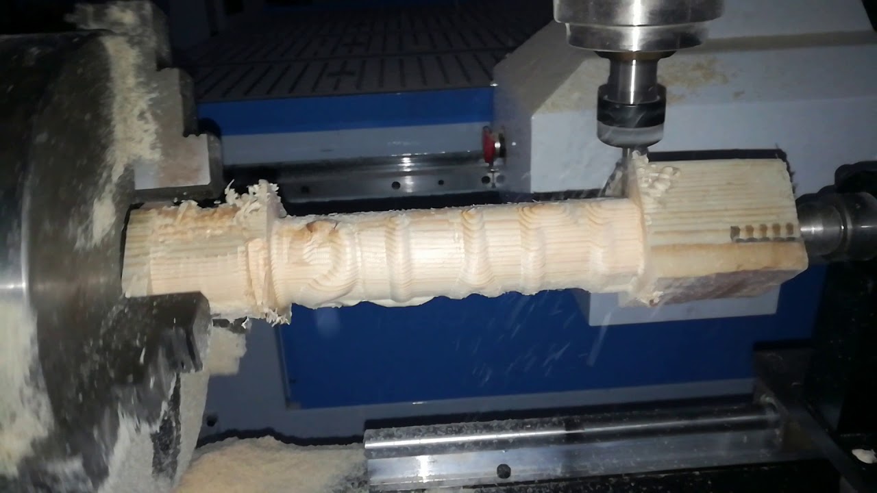 STM1325數(shù)控銑床，帶四軸旋轉(zhuǎn)附件