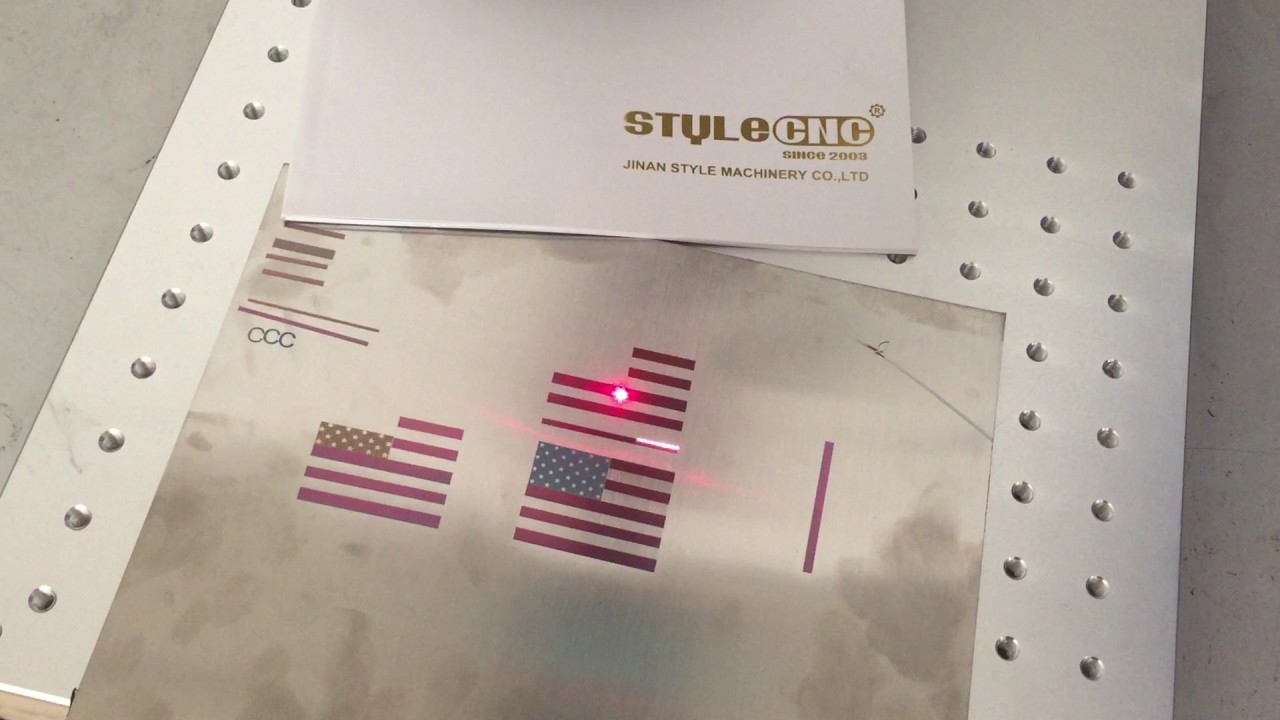 用于金屬加工的光纖激光雕刻打標(biāo)機(jī) 用于金屬加工的光纖激光雕刻打標(biāo)機(jī)