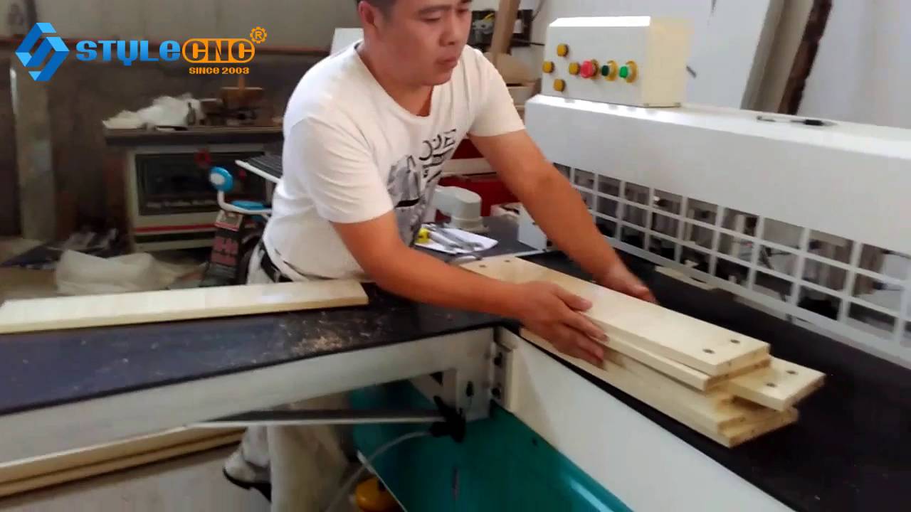 自動數(shù)控側(cè)鉆機是如何工作的？